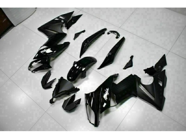 EX650 09-11 Verkleidungen - Glänzend Schwarz EX650 09-11 Verkleidungen - Glänzend Schwarz