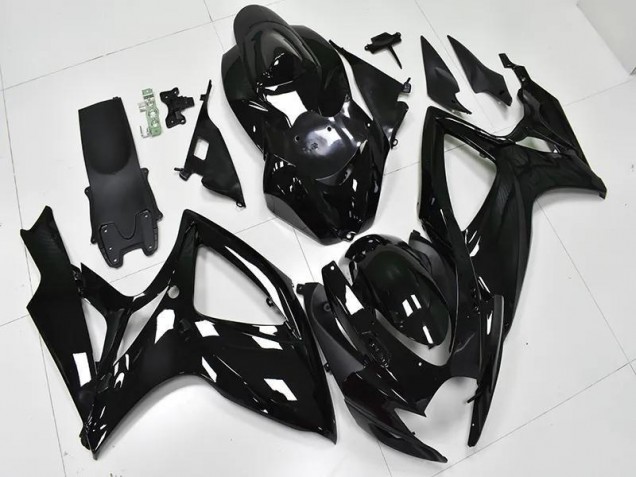 GSXR 600 / 750 K6 06-07 Verkleidungen - Glänzend Schwarz GSXR 600 / 750 K6 06-07 Verkleidungen - Glänzend Schwarz