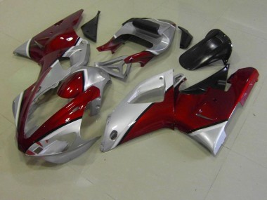 R1 00-01 Verkleidungen - Rot und Silber