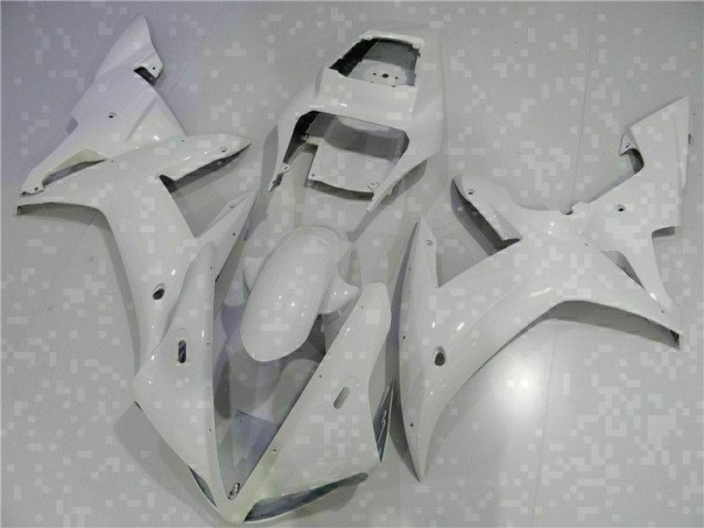 R1 02-03 Verkleidungen - Weiß R1 02-03 Verkleidungen - Weiß