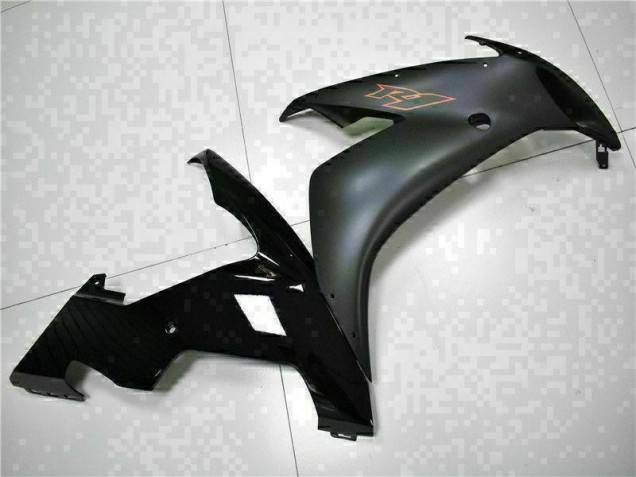 R1 04-06 Verkleidungen - Schwarz R1 04-06 Verkleidungen - Schwarz