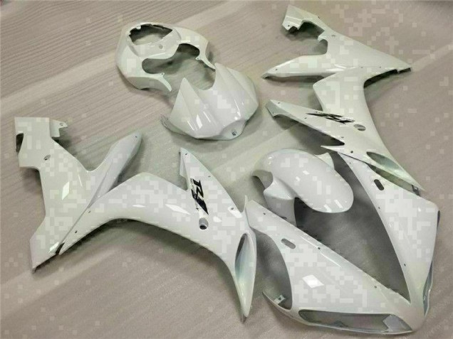 R1 04-06 Verkleidungen - Weiß R1 04-06 Verkleidungen - Weiß