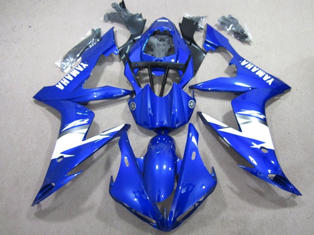 R1 04-06 Vollverkleidung - Blau Weiß R1 04-06 Vollverkleidung - Blau Weiß
