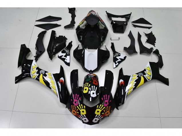 R1 15-19 Verkleidungen - Schwarz Weiß R1 15-19 Verkleidungen - Schwarz Weiß