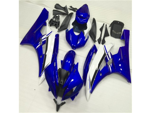 R6 06-07 Verkleidungen & Plastik - Blau Weiß R6 06-07 Verkleidungen & Plastik - Blau Weiß