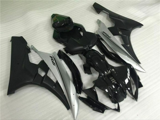 R6 06-07 Verkleidungen & Plastik - Silber Schwarz R6 06-07 Verkleidungen & Plastik - Silber Schwarz