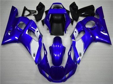 R6 98-02 Verkleidungen - Weiß Blau